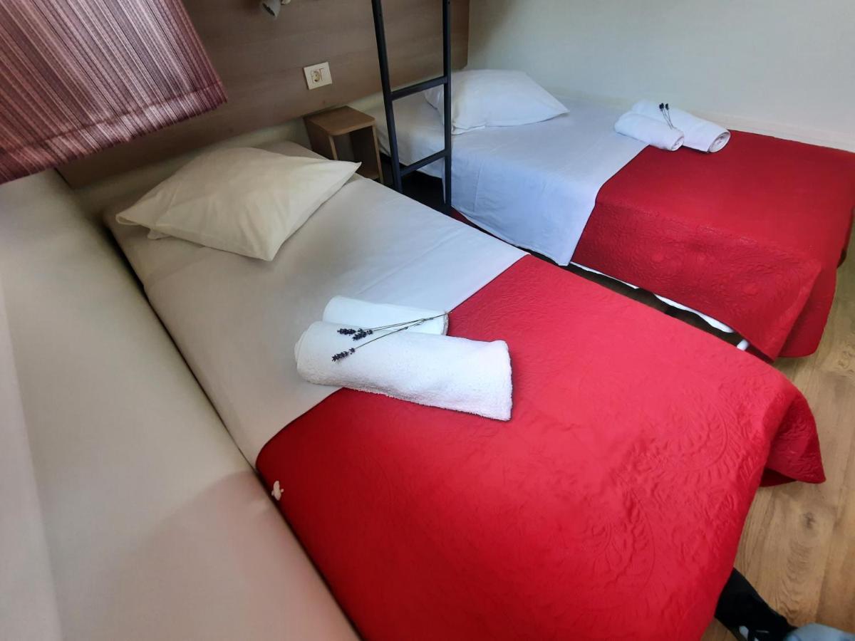 Kamp Rujno Hotell Starigrad Paklenica Eksteriør bilde