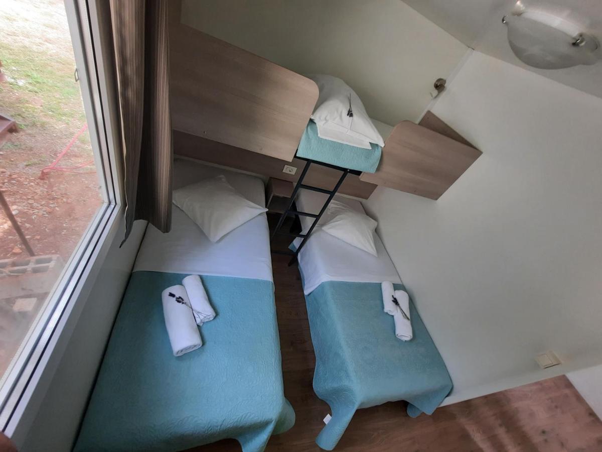 Kamp Rujno Hotell Starigrad Paklenica Eksteriør bilde