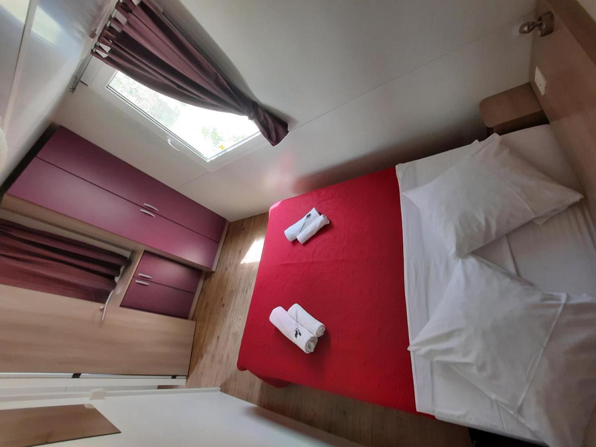 Kamp Rujno Hotell Starigrad Paklenica Eksteriør bilde