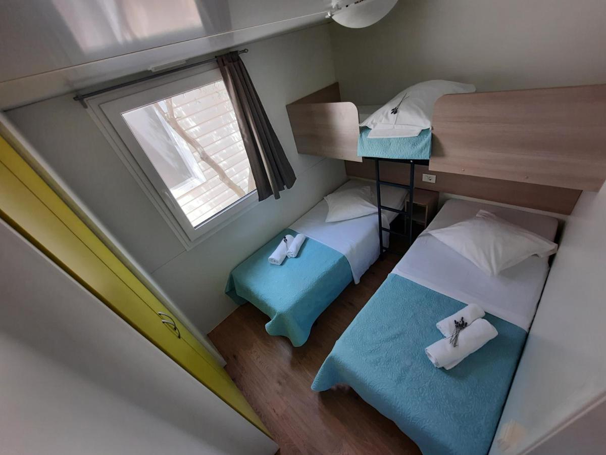Kamp Rujno Hotell Starigrad Paklenica Eksteriør bilde