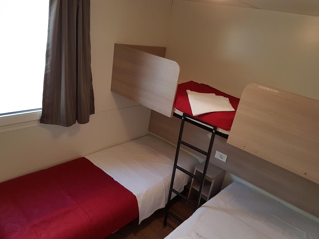 Kamp Rujno Hotell Starigrad Paklenica Eksteriør bilde